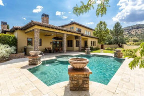 Enchanting Sedona Villa with Views Spa and Pool